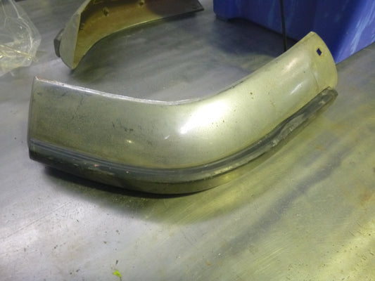 Bmw 2002 Front Bumper L And R